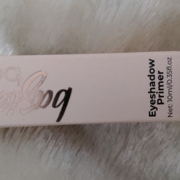 ❤️ BASIC BEAUTY Eyeshadow Primer - Picture 2 of 4